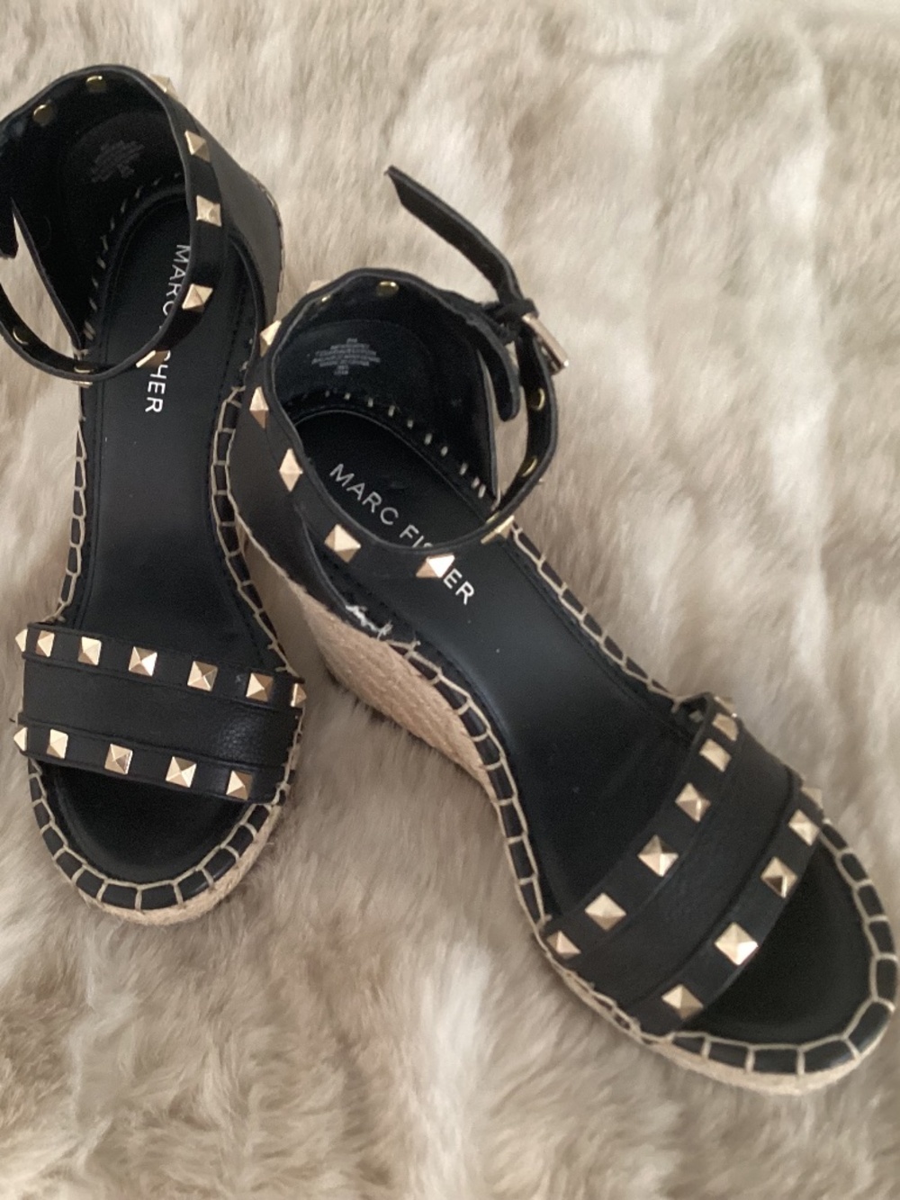 Marc Fisher Studded Espadrille Wedge Sandals Black Leather Size 6 NWOT